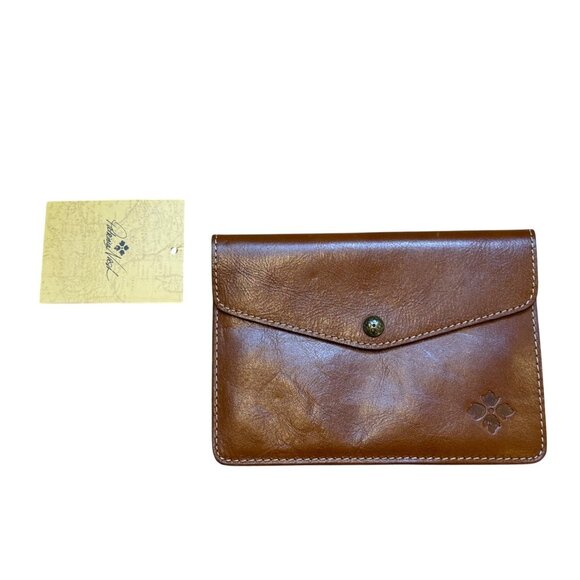 Patricia Nash Heritage Leather Pouch Zippered Pocket In Tan - Picture 1 of 4